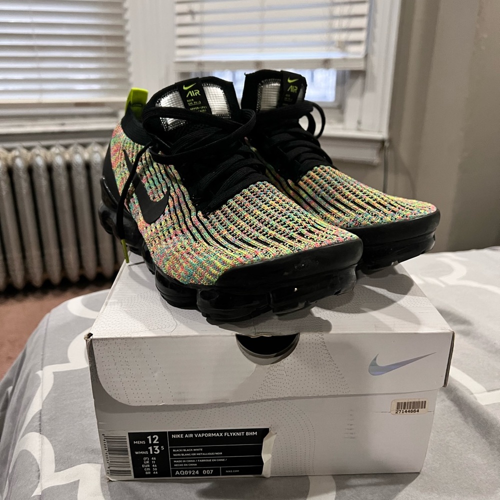 Nike Air Vapor Max, used, size 12 multicolored